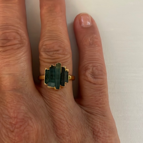- Estate Jewelry Raw tourmaline ring - Picture 1 of 12